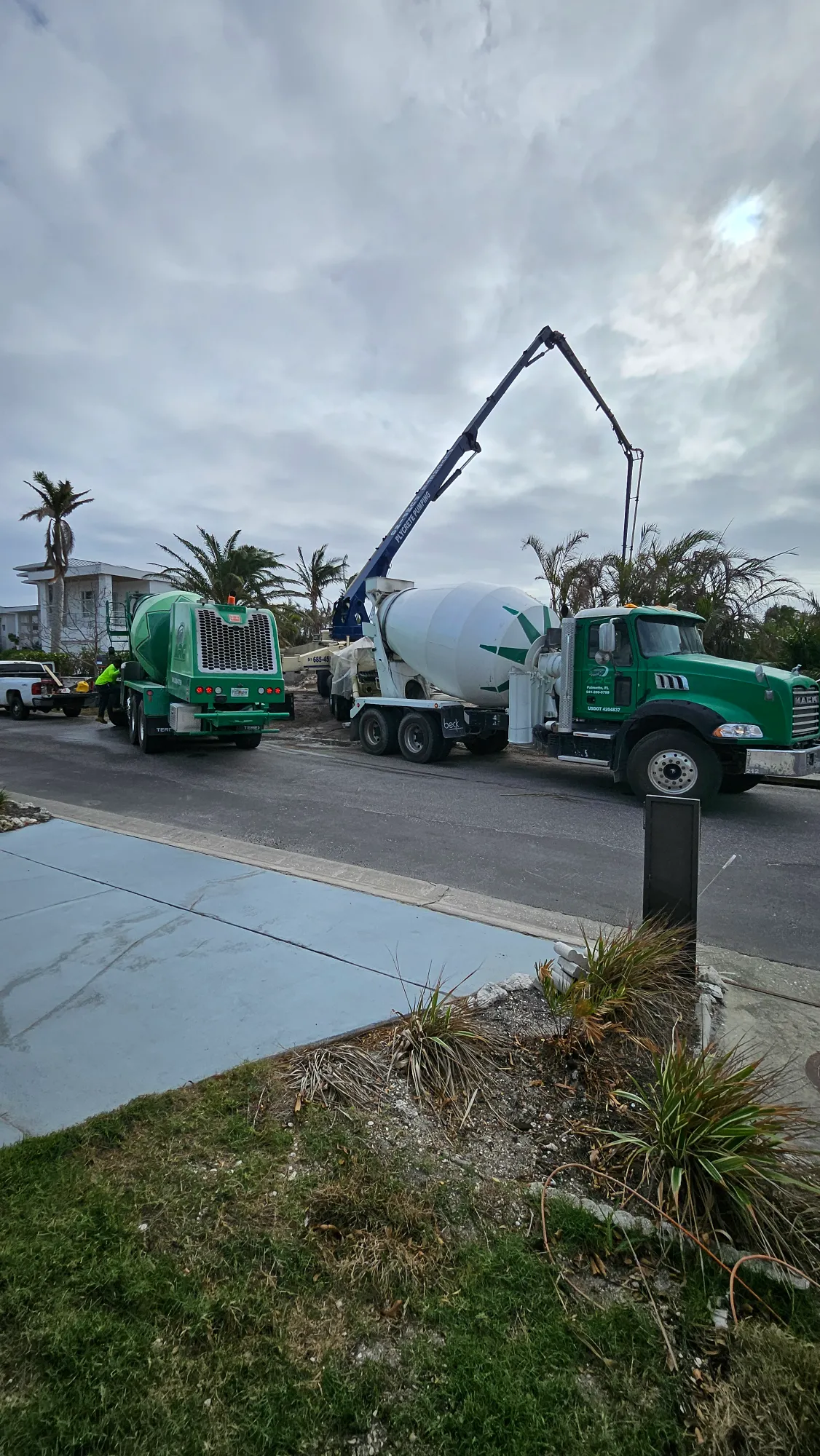 ready mix concrete delivery Palmetto FL
